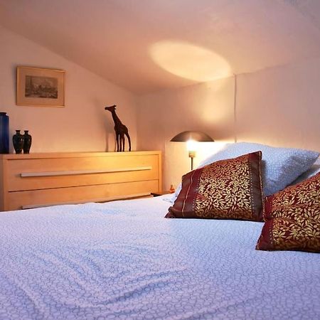 Lovely Flat In The Heart Of The Medieval City Hyères Exteriér fotografie