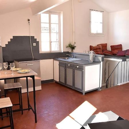 Lovely Flat In The Heart Of The Medieval City Hyères Exteriér fotografie