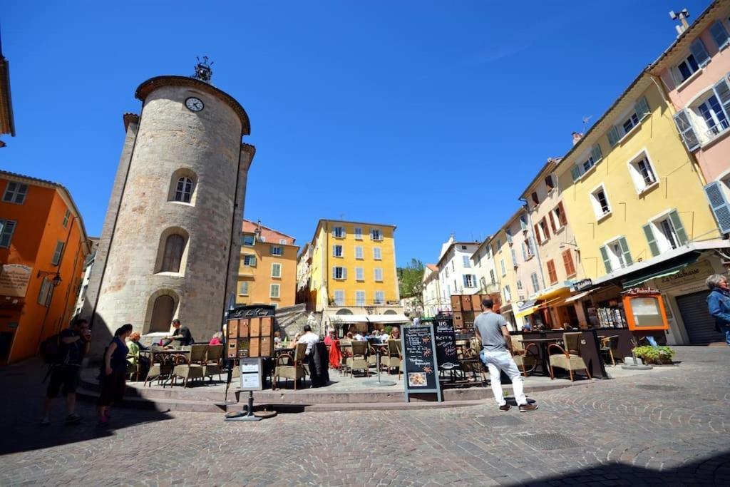 Lovely Flat In The Heart Of The Medieval City Hyères Exteriér fotografie