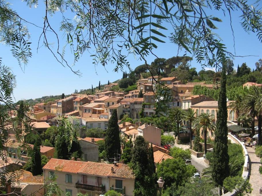 Lovely Flat In The Heart Of The Medieval City Hyères Exteriér fotografie