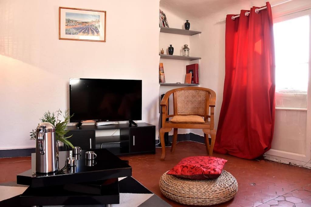 Lovely Flat In The Heart Of The Medieval City Hyères Exteriér fotografie